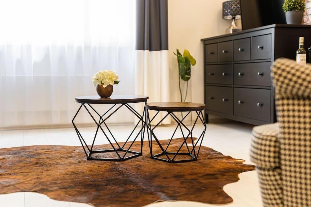 Industrial By Danube, Margaret Island Apartamento