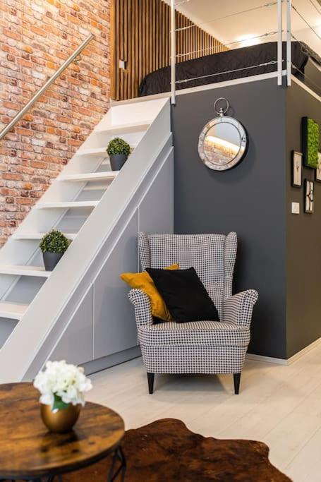 Industrial By Danube, Margaret Island Appartement *